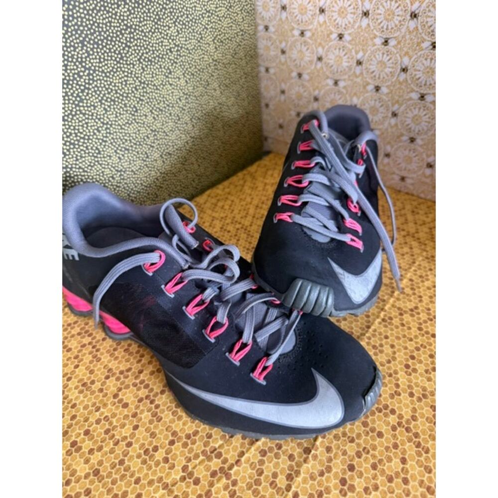 NIKE SHOX SUPERFLY R4 SNEAKERS  US 9 1/2